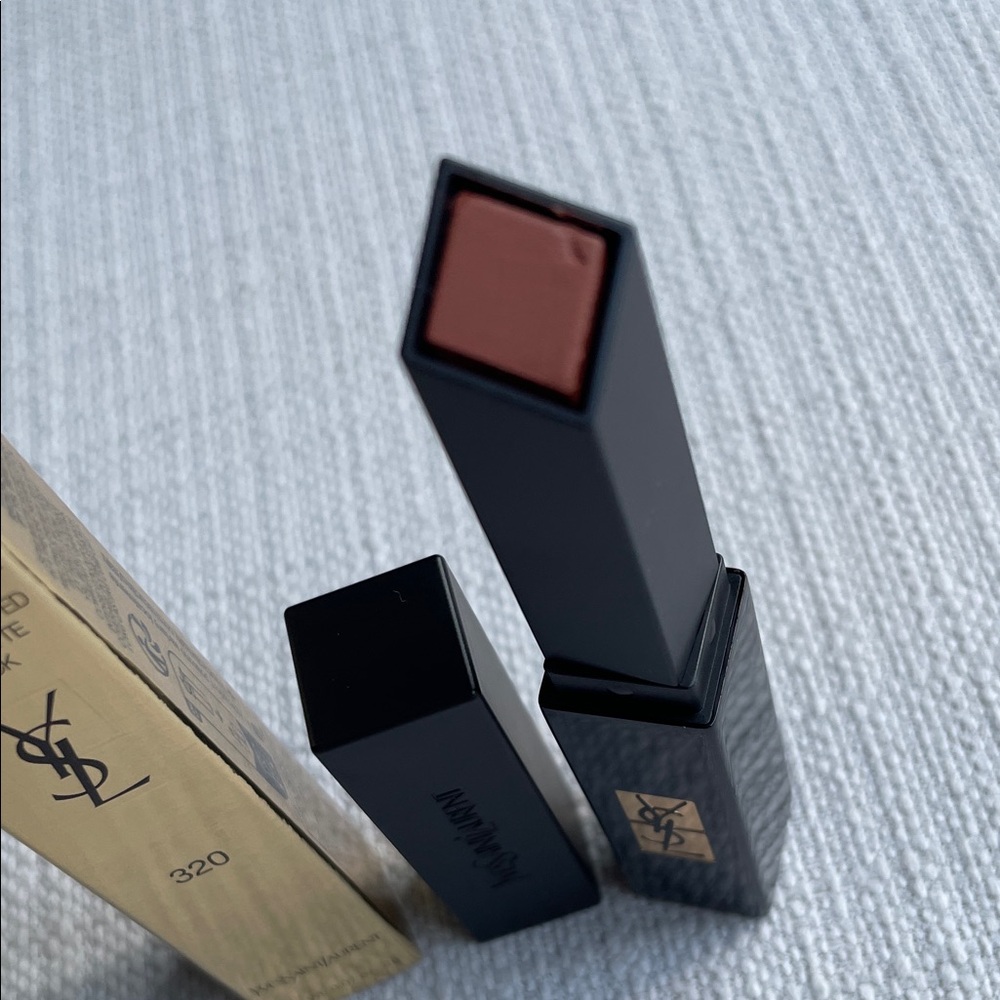 Yves Saint Laurent Slim Velvet Radical Lipstick - 320 scorching brown - Picture 7 of 12